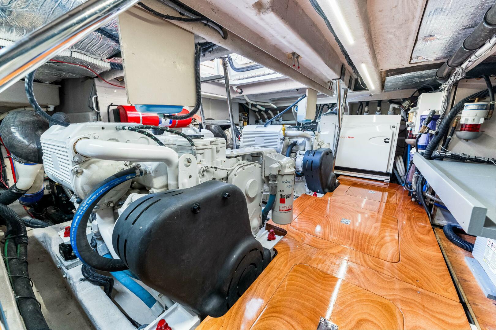 Slide: The Image of Sea Ray 510 Fly 2016 - 4102440