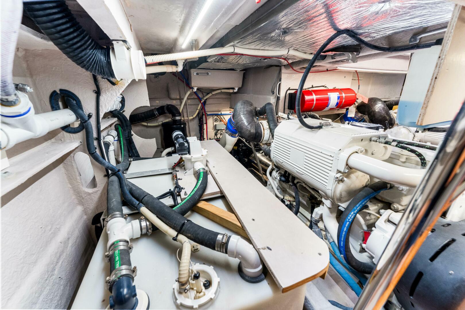 Slide: The Image of Sea Ray 510 Fly 2016 - 4102446