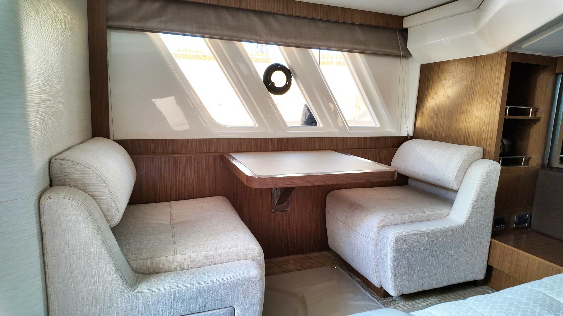 Slide: The Image of Sea Ray 510 Fly 2018 - 5069206