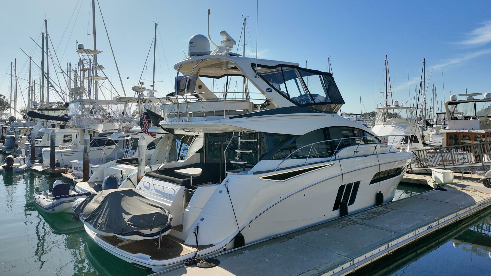 Slide: The Image of Sea Ray 510 Fly 2018 - 5069171