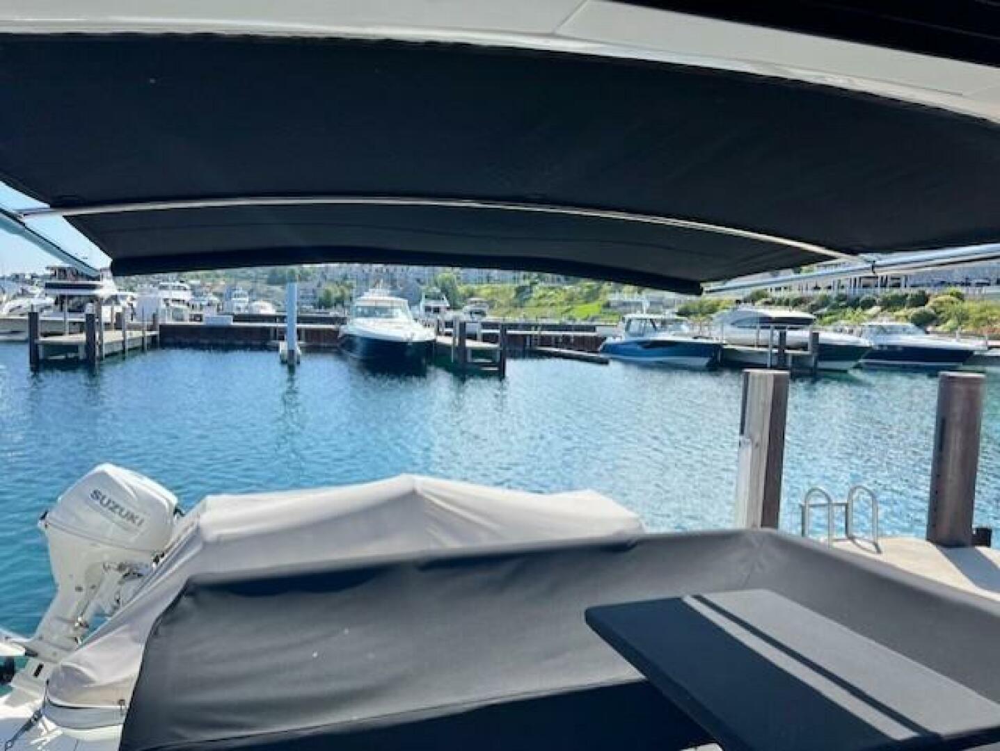 Slide: The Image of Sea Ray 510 Sundancer 2018 - 4632498