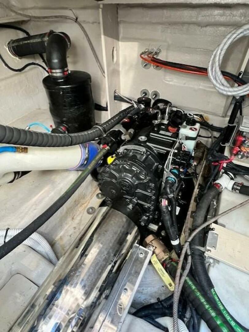 Slide: The Image of Sea Ray 510 Sundancer 2018 - 4632567