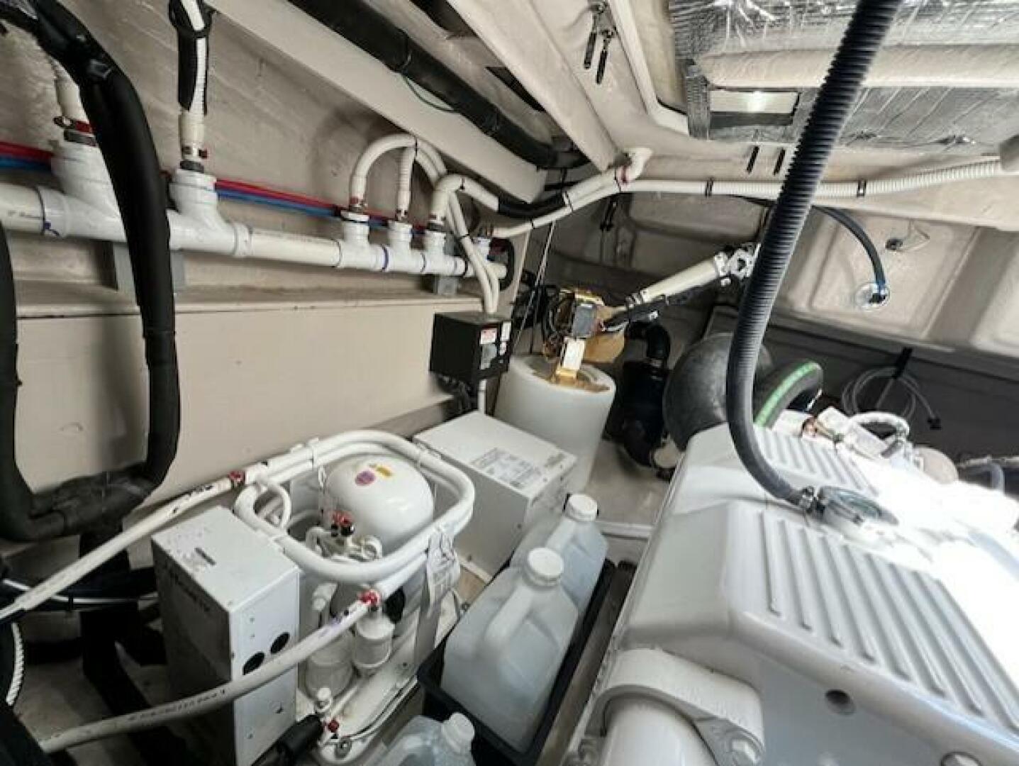 Slide: The Image of Sea Ray 510 Sundancer 2018 - 4632557