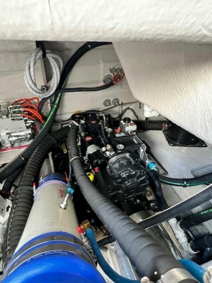 Slide: The Image of Sea Ray 510 Sundancer 2018 - 4632566