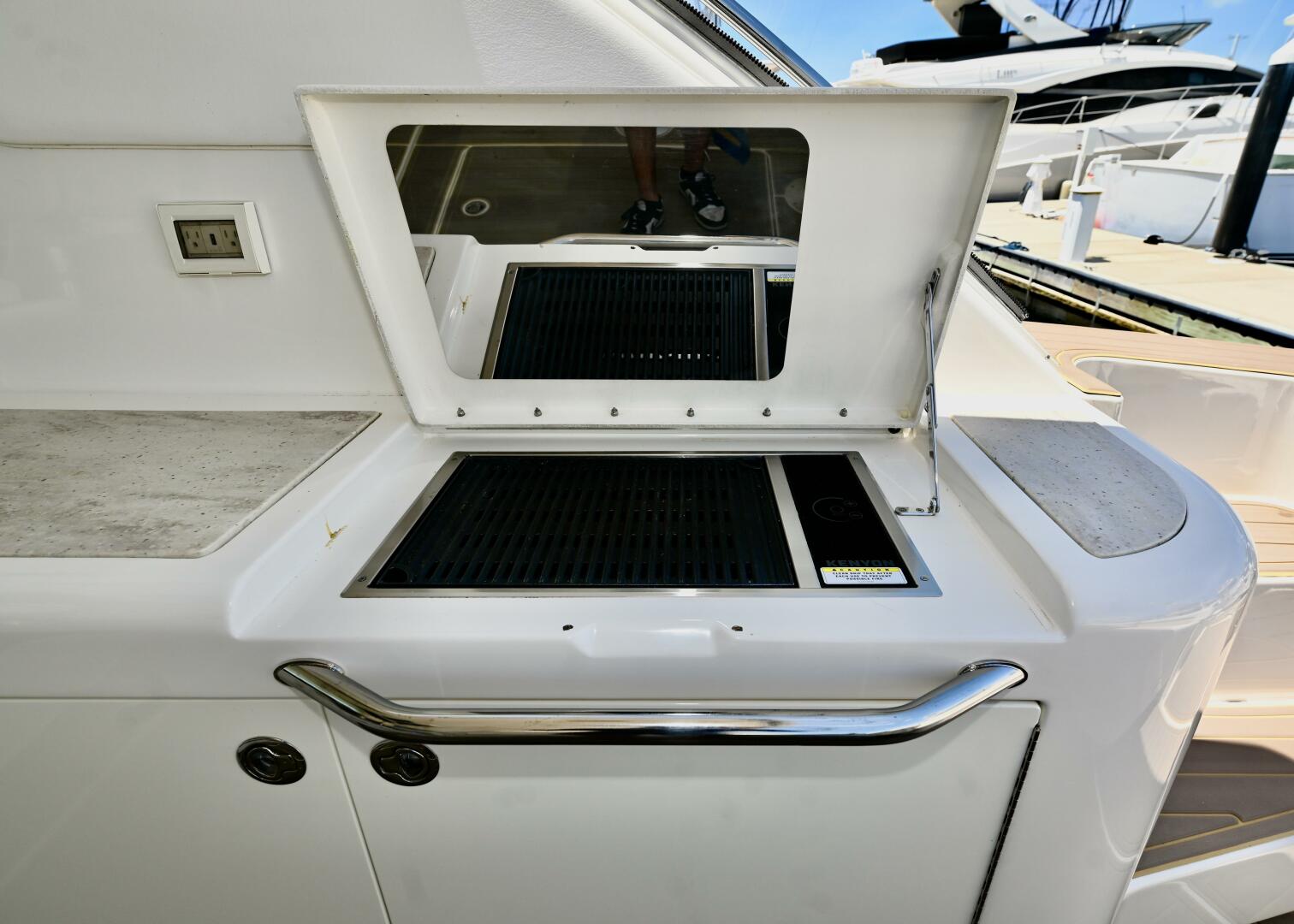 Slide: The Image of Sea Ray 540 Sundancer 2012 - 5360315