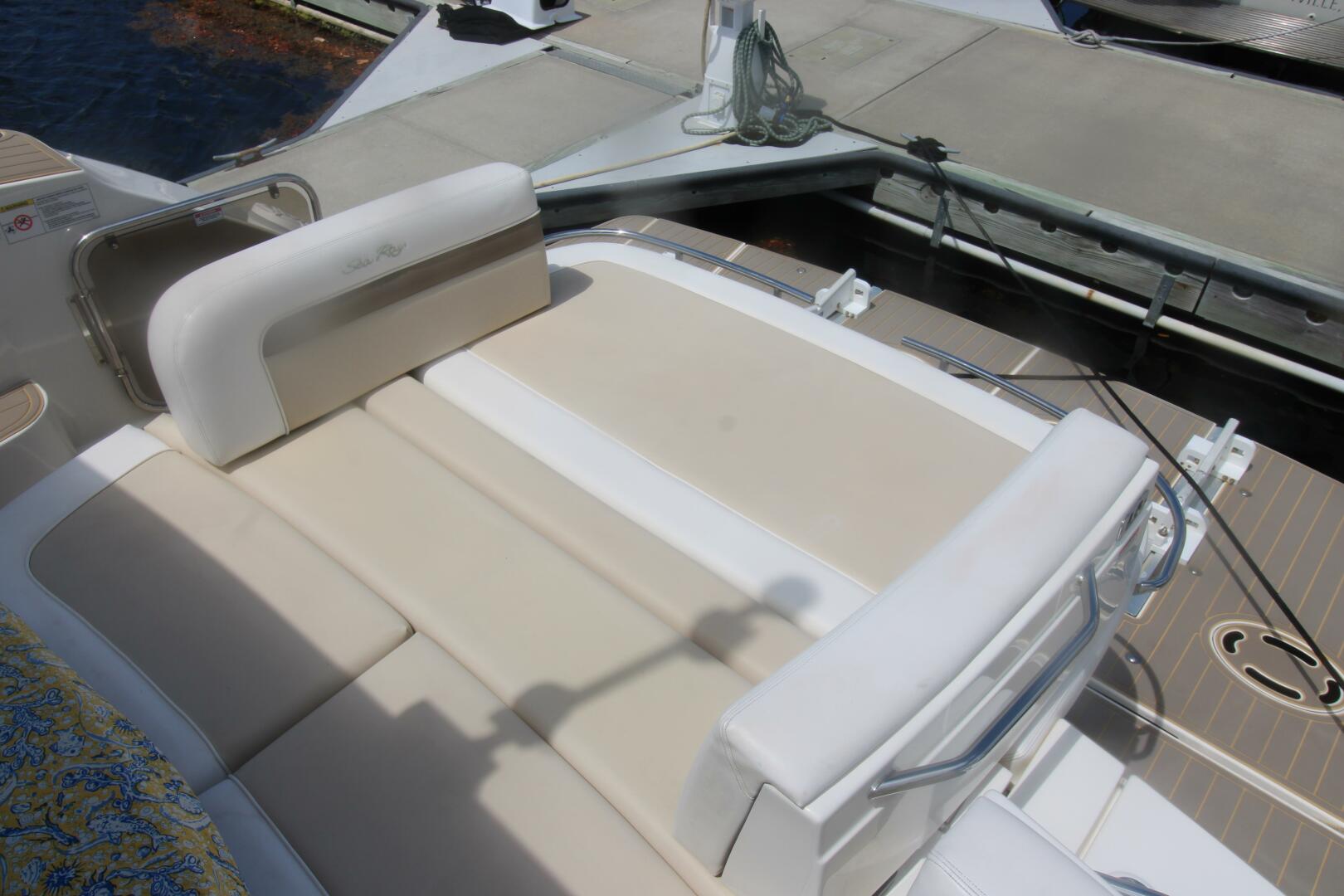 Slide: The Image of Sea Ray 540 Sundancer 2012 - 5360410