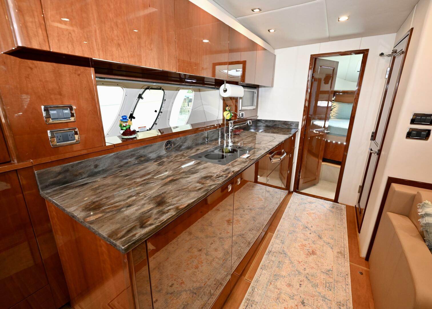 Slide: The Image of Sea Ray 540 Sundancer 2012 - 5360591