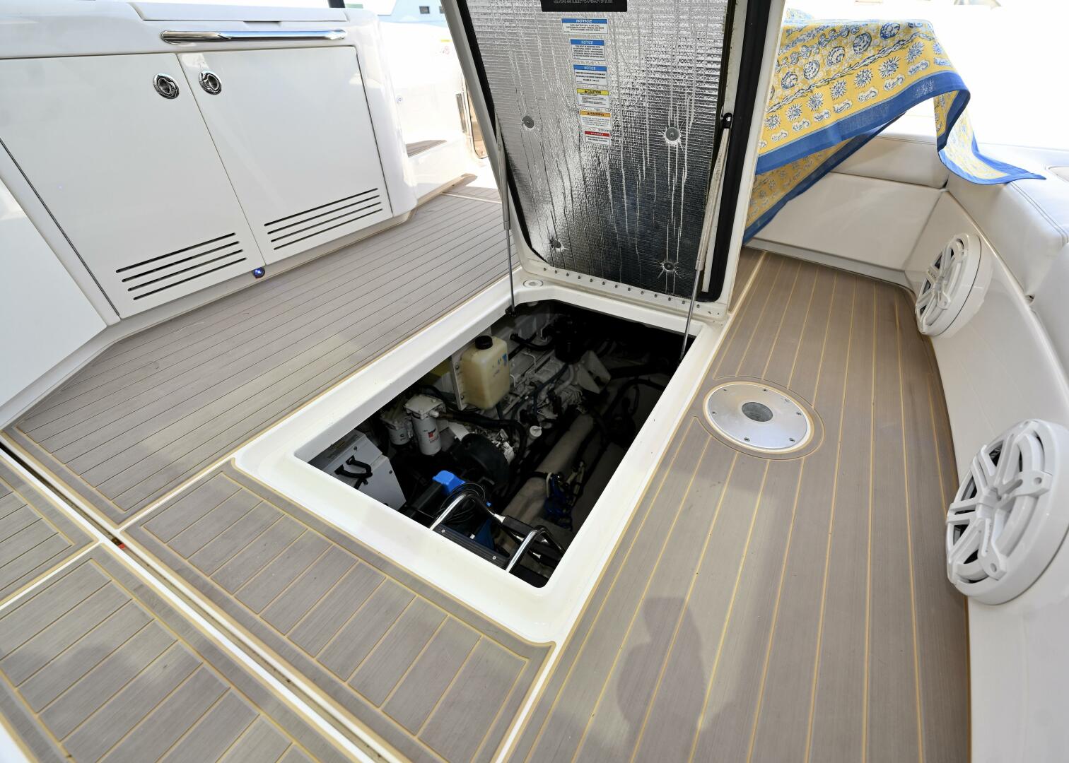 Slide: The Image of Sea Ray 540 Sundancer 2012 - 5360611