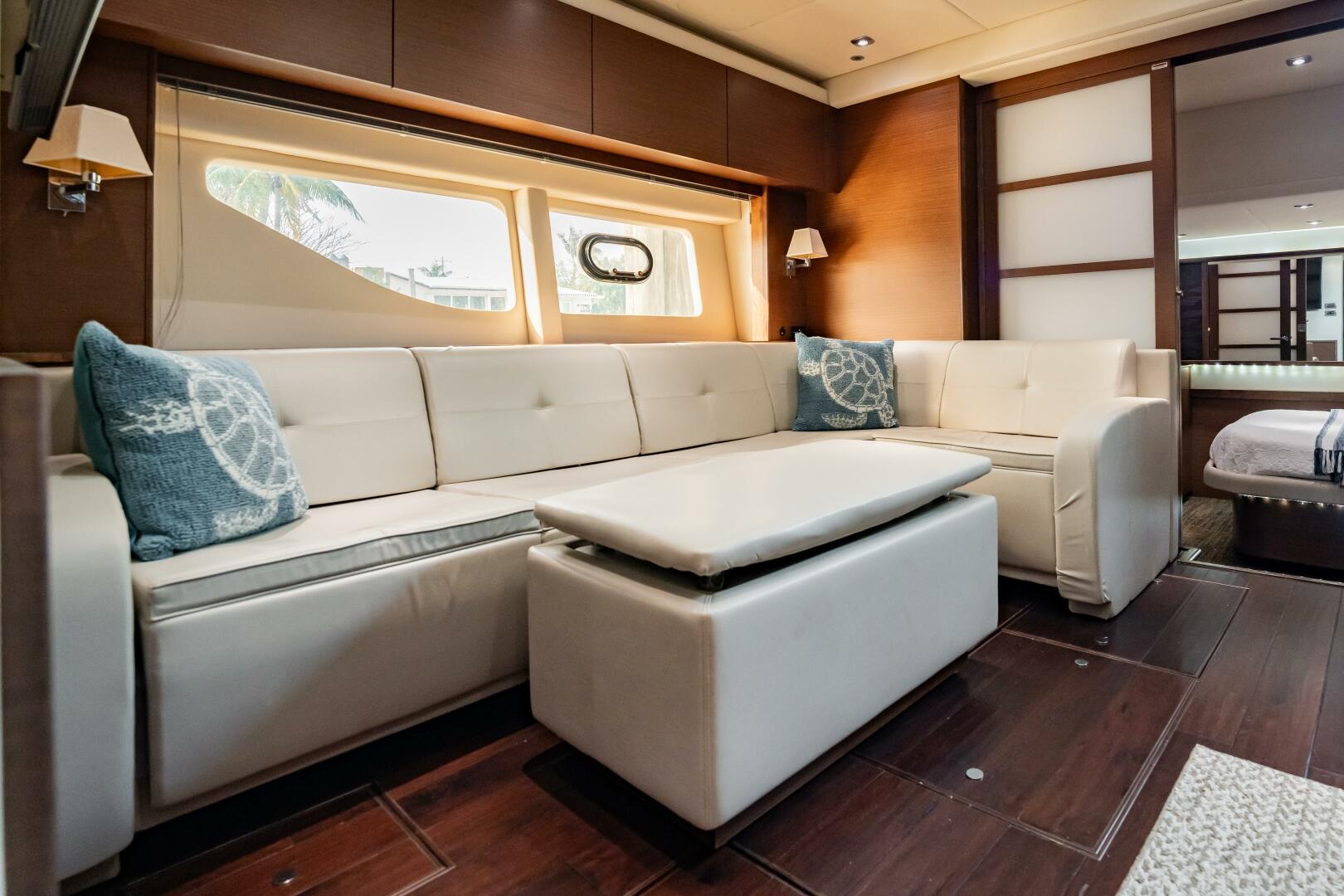 Slide: The Image of Sea Ray 540 Sundancer 2013 - 5072275
