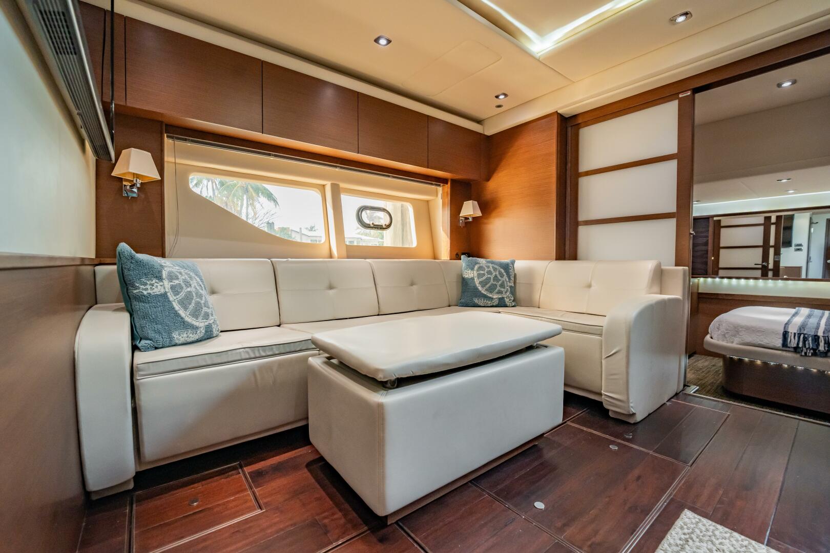 Slide: The Image of Sea Ray 540 Sundancer 2013 - 5072289