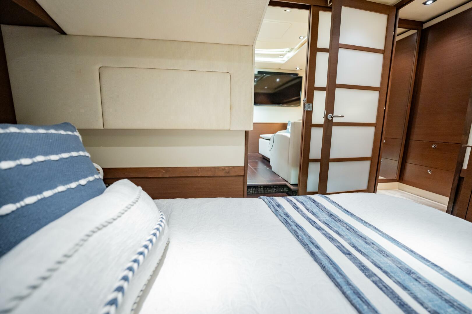 Slide: The Image of Sea Ray 540 Sundancer 2013 - 5072296