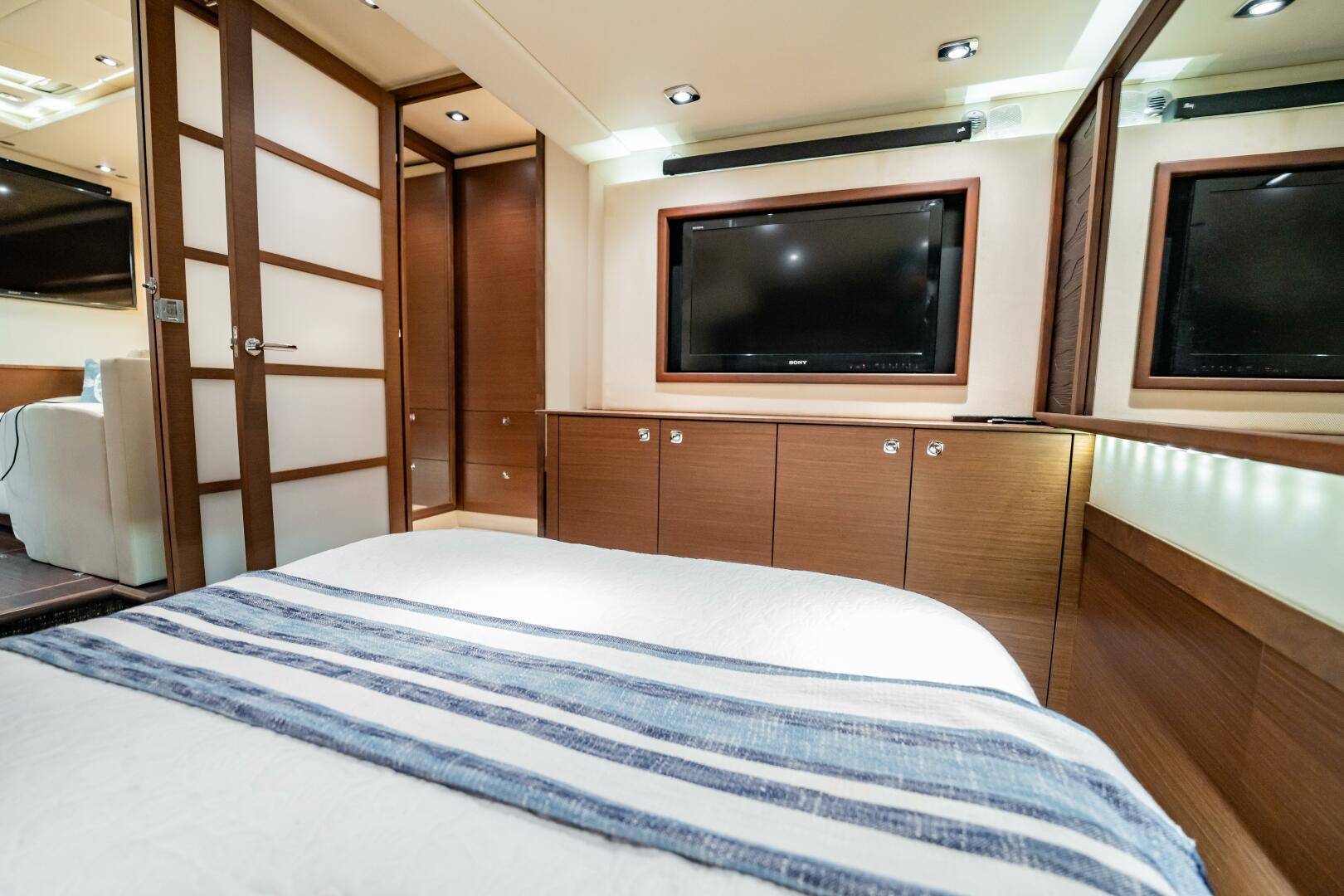 Slide: The Image of Sea Ray 540 Sundancer 2013 - 5072297