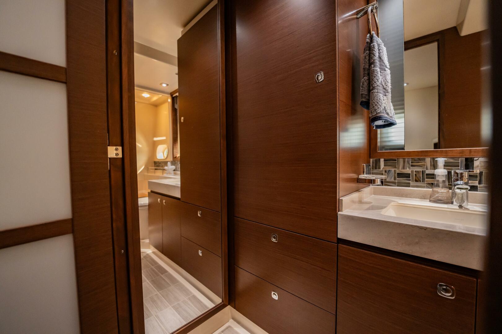 Slide: The Image of Sea Ray 540 Sundancer 2013 - 5072301