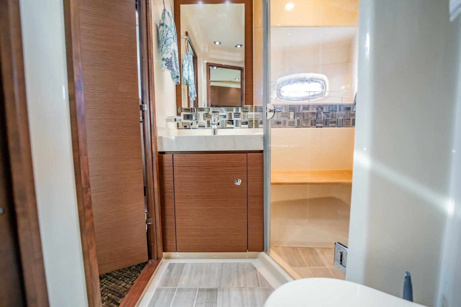 Slide: The Image of Sea Ray 540 Sundancer 2013 - 5072305