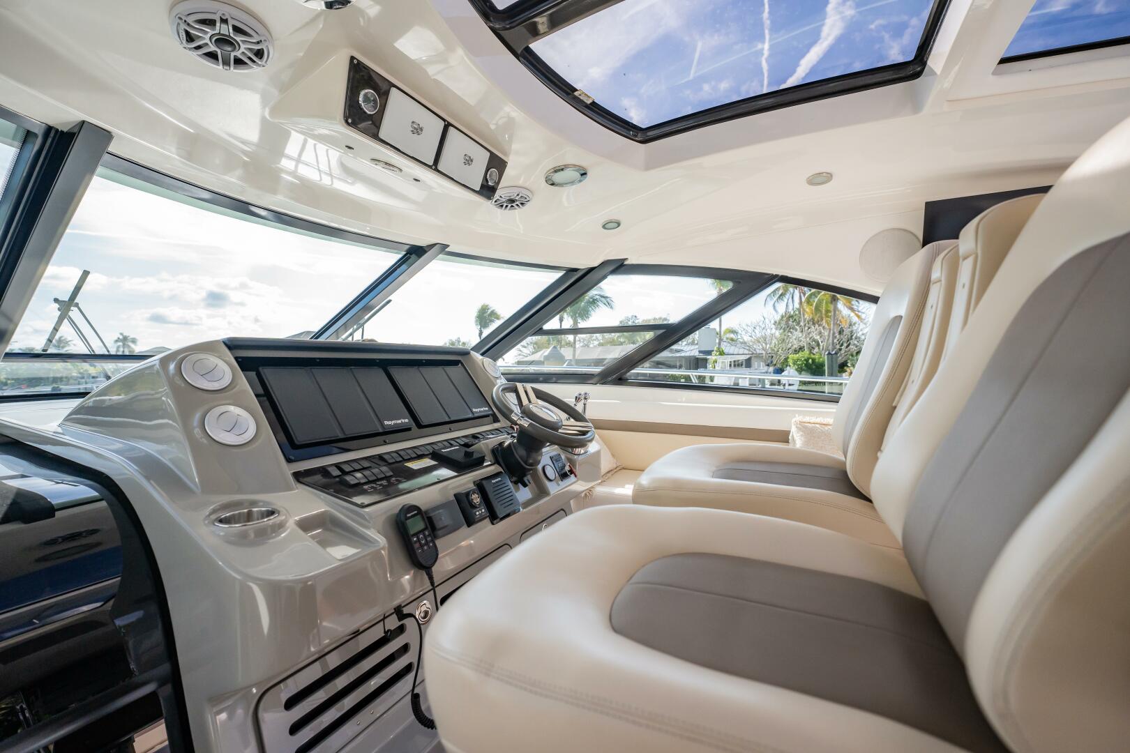 Slide: The Image of Sea Ray 540 Sundancer 2013 - 5072319