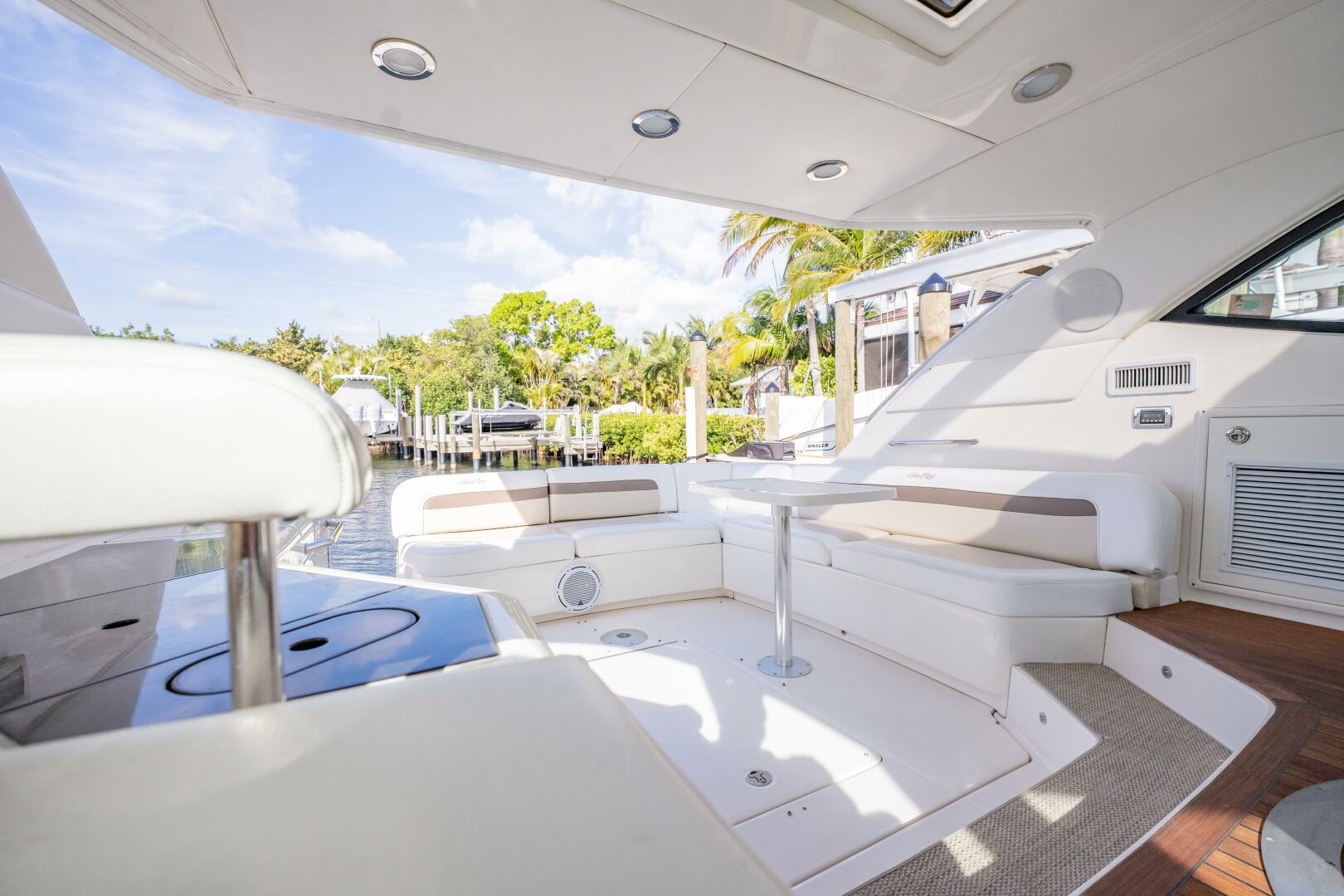 Slide: The Image of Sea Ray 540 Sundancer 2013 - 5072328