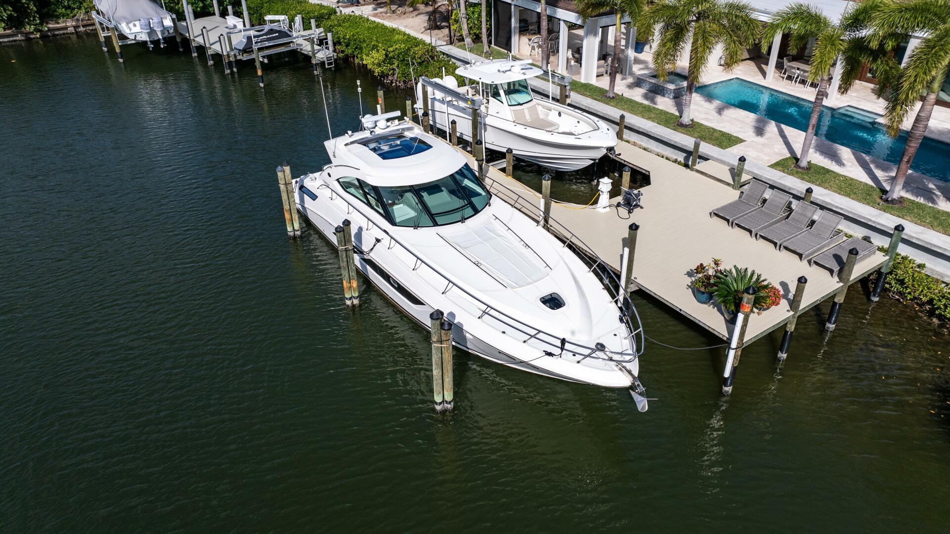 Slide: The Image of Sea Ray 540 Sundancer 2013 - 5072398