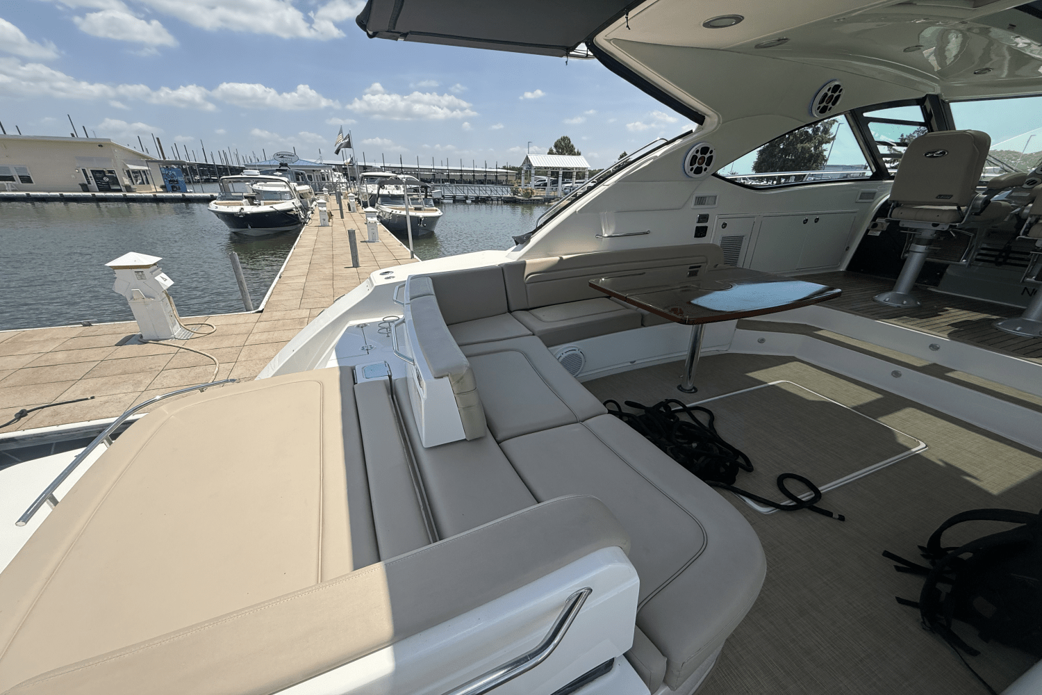 Slide: The Image of Sea Ray 540 SUNDANCER 2016 - 15