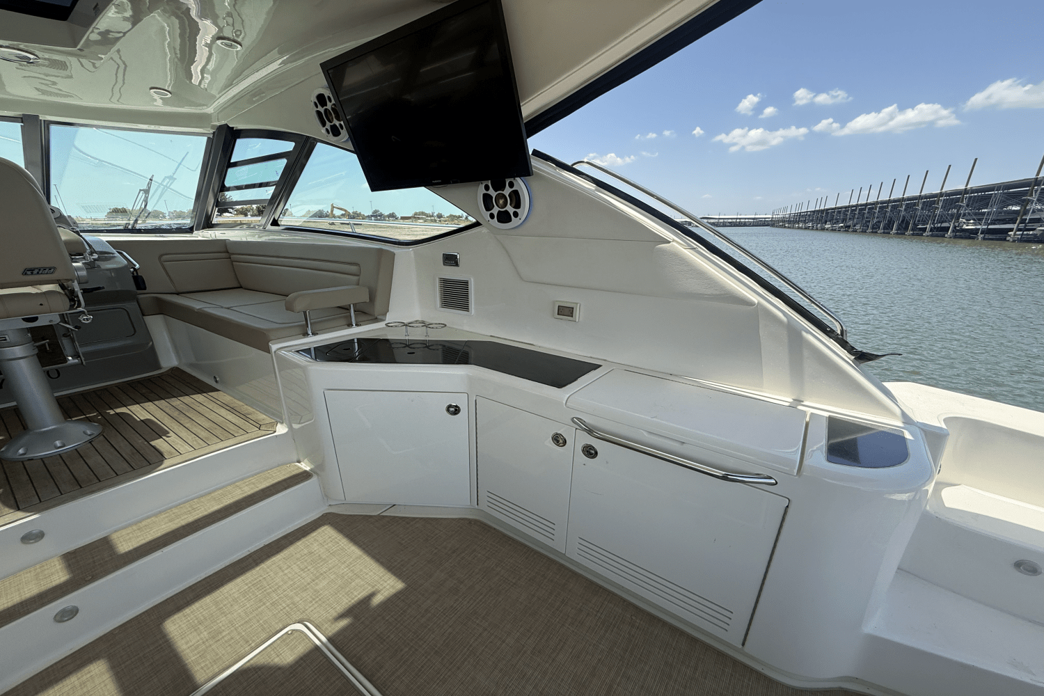Slide: The Image of Sea Ray 540 SUNDANCER 2016 - 20