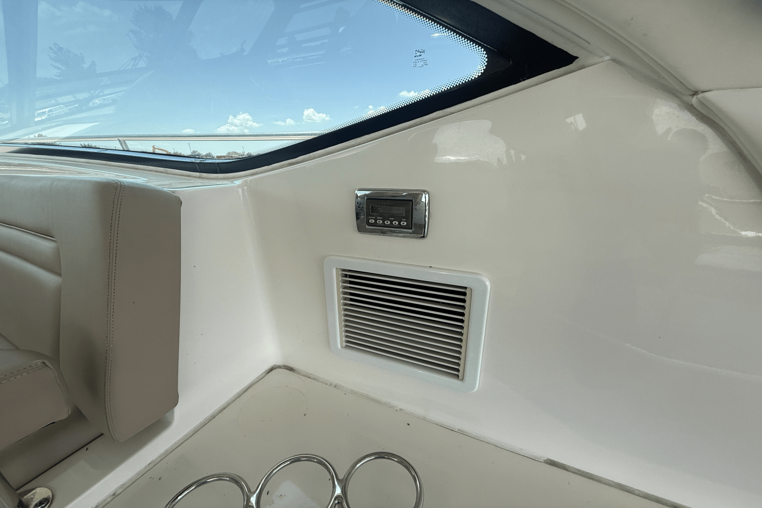 Slide: The Image of Sea Ray 540 SUNDANCER 2016 - 25