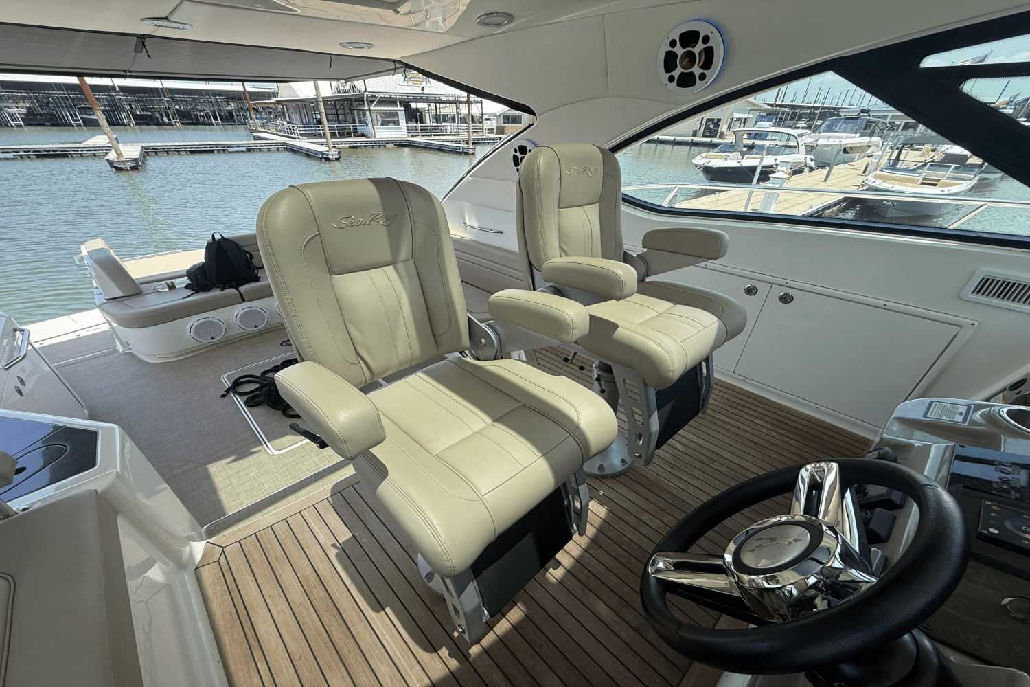 Slide: The Image of Sea Ray 540 SUNDANCER 2016 - 35