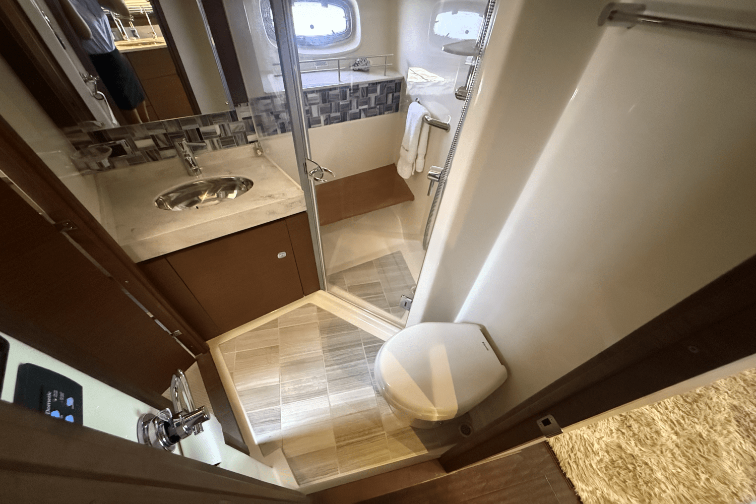 Slide: The Image of Sea Ray 540 SUNDANCER 2016 - 51