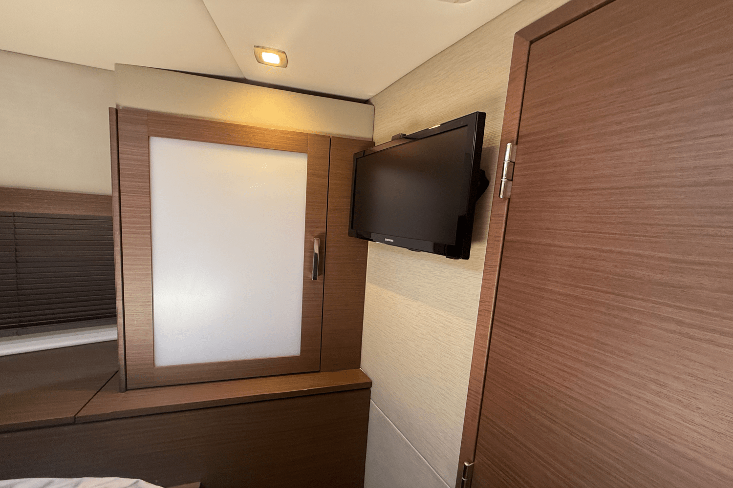Slide: The Image of Sea Ray 540 SUNDANCER 2016 - 60