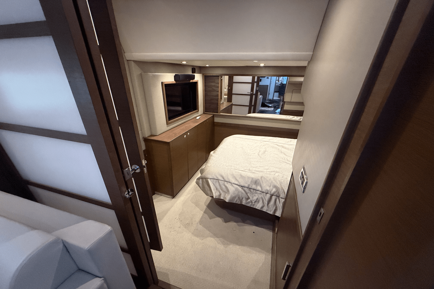 Slide: The Image of Sea Ray 540 SUNDANCER 2016 - 61
