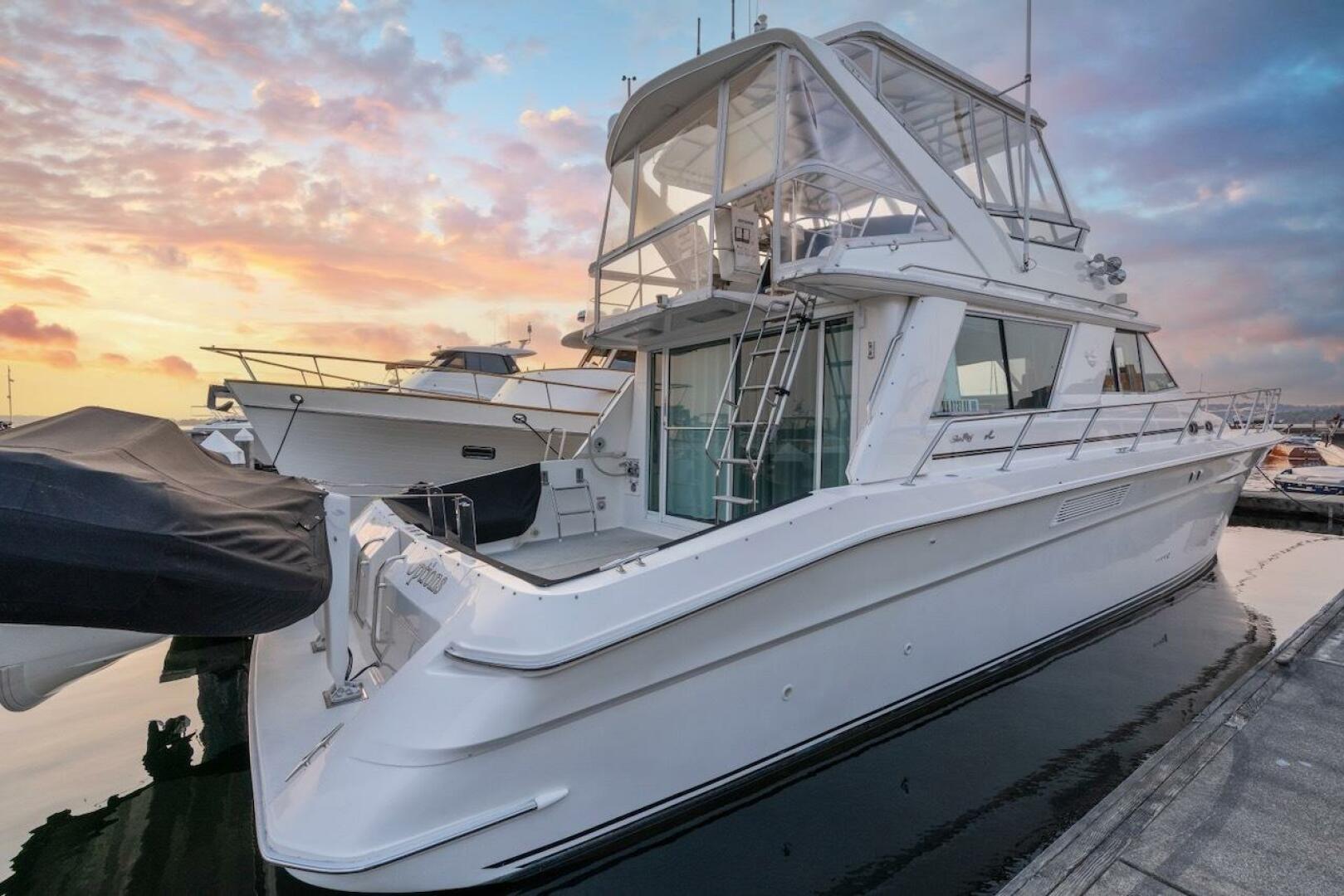 Slide: The Image of Sea Ray 550 Sedan Bridge 1993 - 5507046