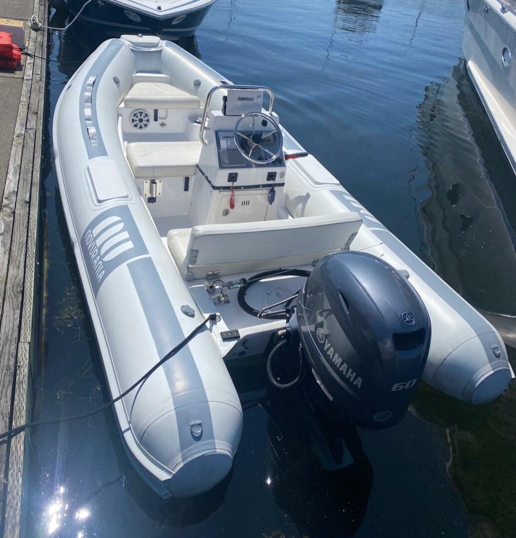 Slide: The Image of Sea Ray 550 Sedan Bridge 1993 - 5507114