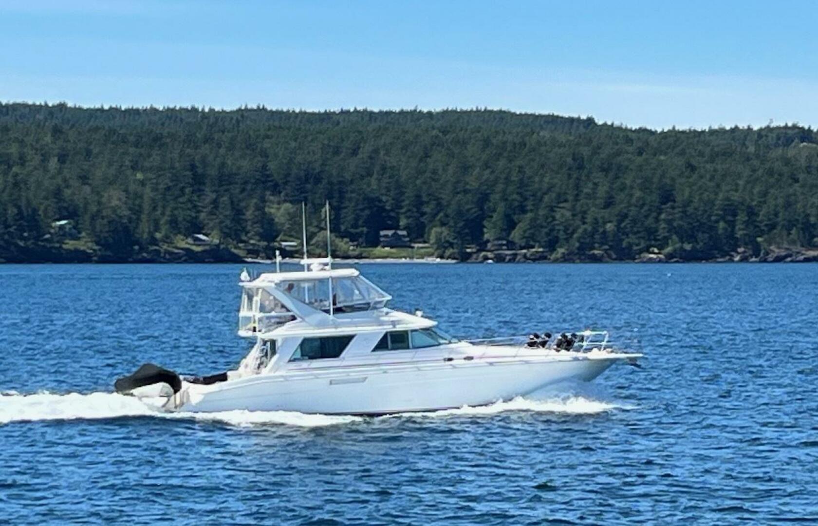 Slide: The Image of Sea Ray 550 Sedan Bridge 1993 - 5507119