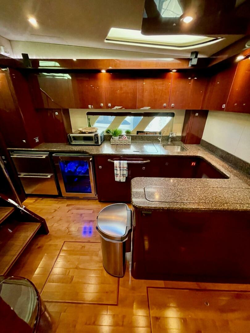 Slide: The Image of 2008 Sea Ray 55 Sundancer POSITIVE VIBES Galley (2) - 4003372