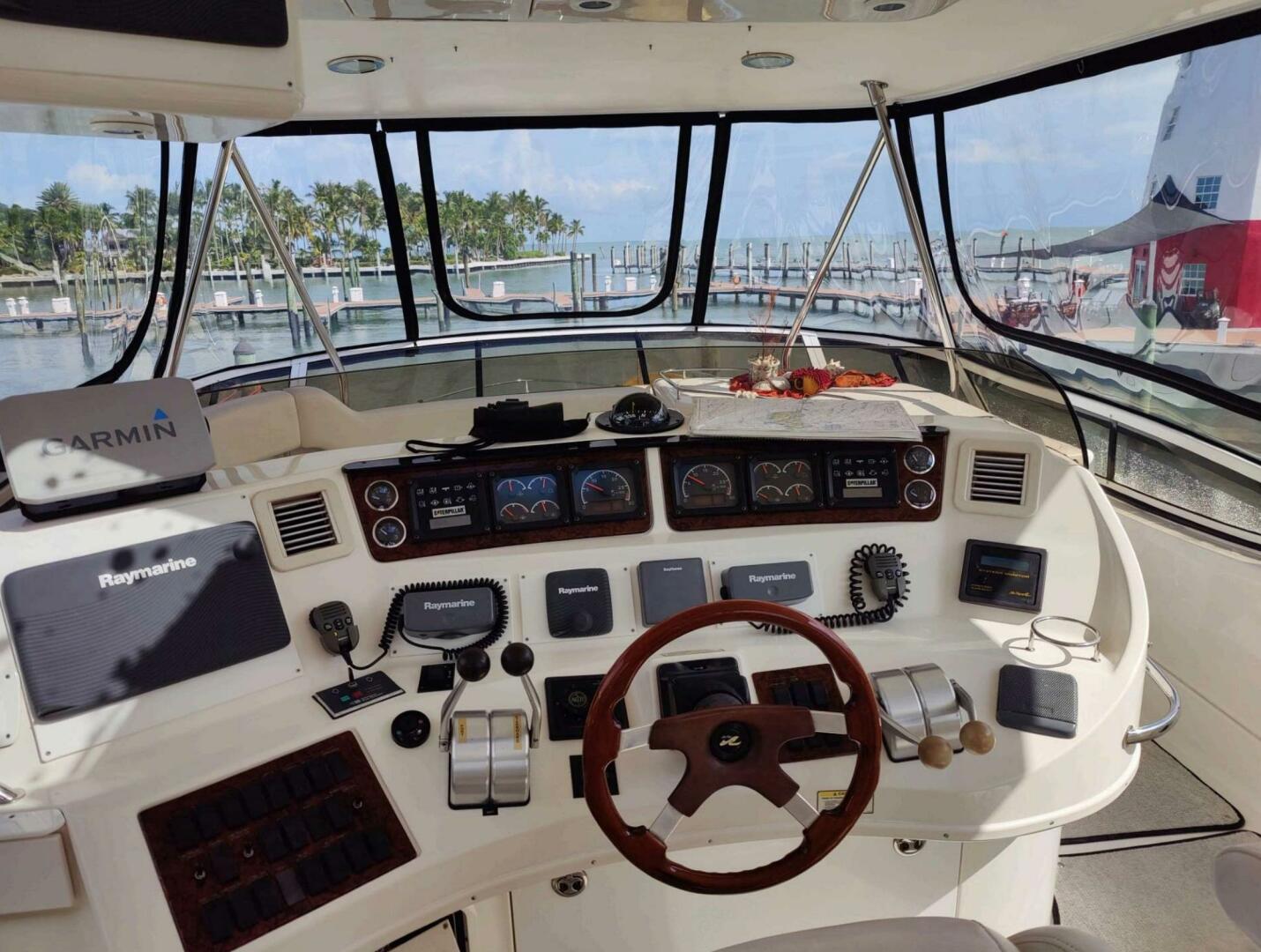 Slide: The Image of Sea Ray 560 Sedan Bridge 1999 - 5396590