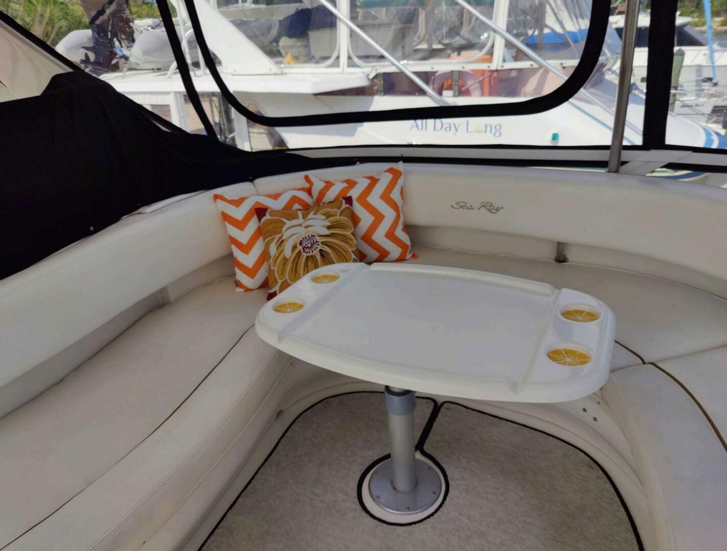 Slide: The Image of Sea Ray 560 Sedan Bridge 1999 - 5396585