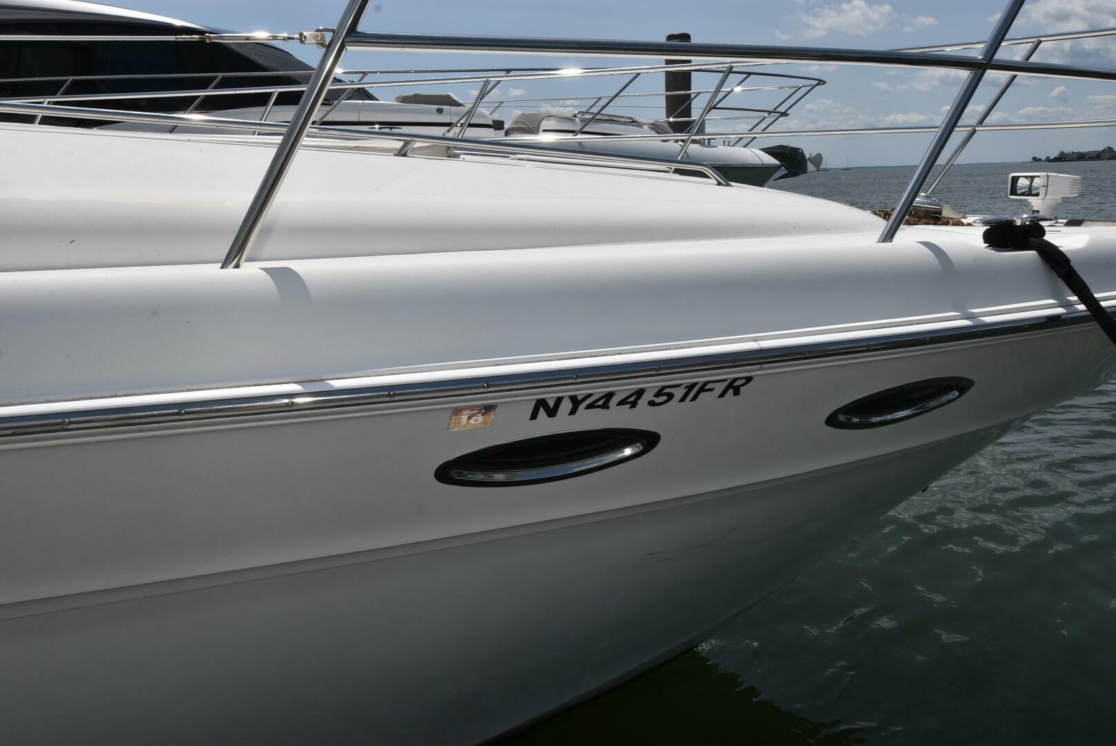 Slide: The Image of Sea Ray 560 Sedan Bridge 2003 - 5028989