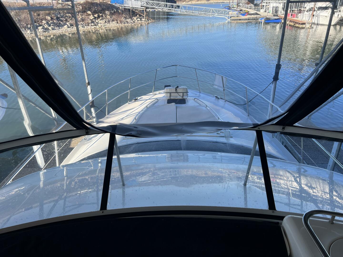 Slide: The Image of 2001 Sea Ray 56 Sedan Bridge Moderation - 3733887