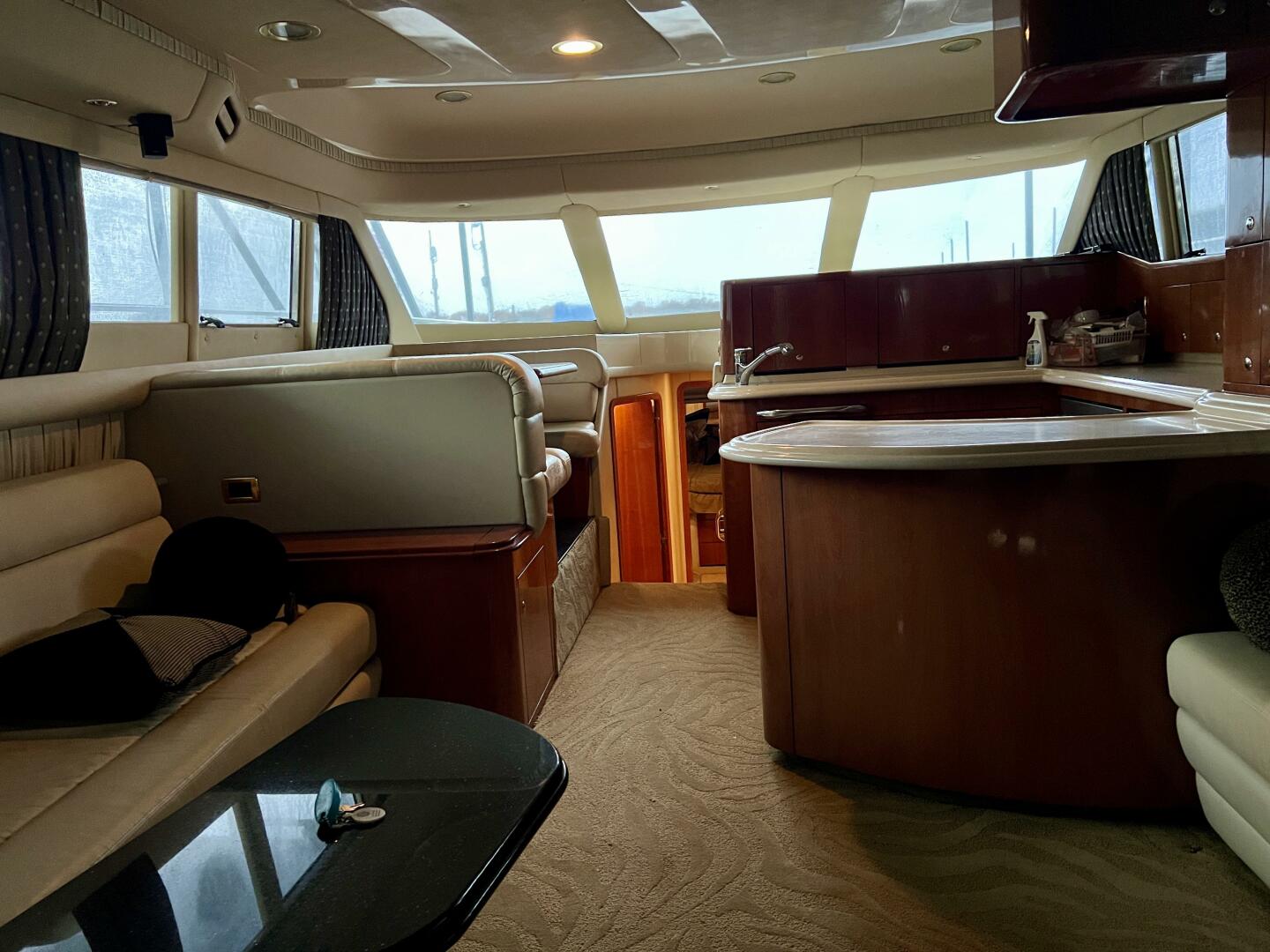 Slide: The Image of 2001 Sea Ray 56 Sedan Bridge Moderation - 3733857