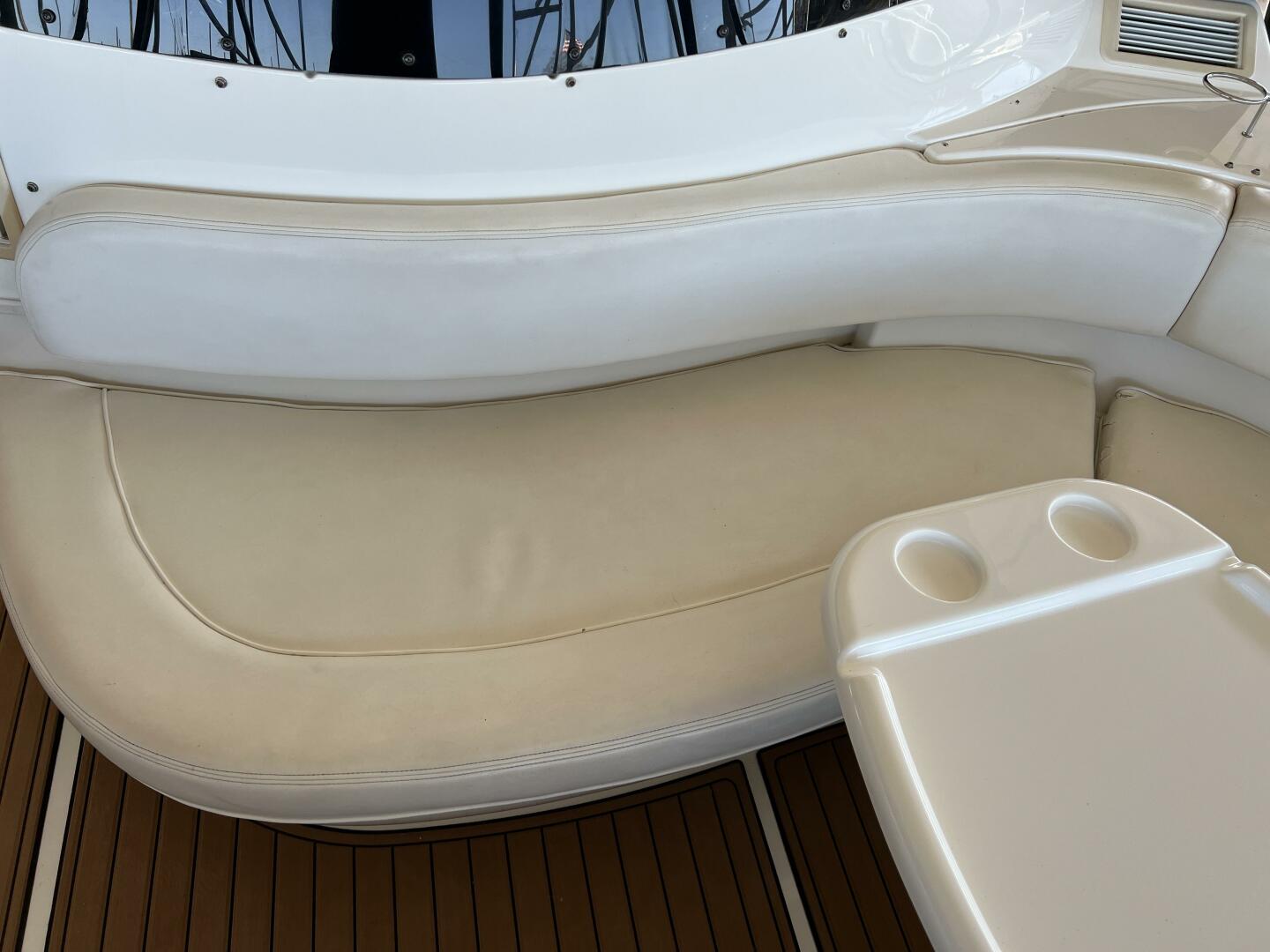 Slide: The Image of 2001 Sea Ray 56 Sedan Bridge Moderation - 3733896