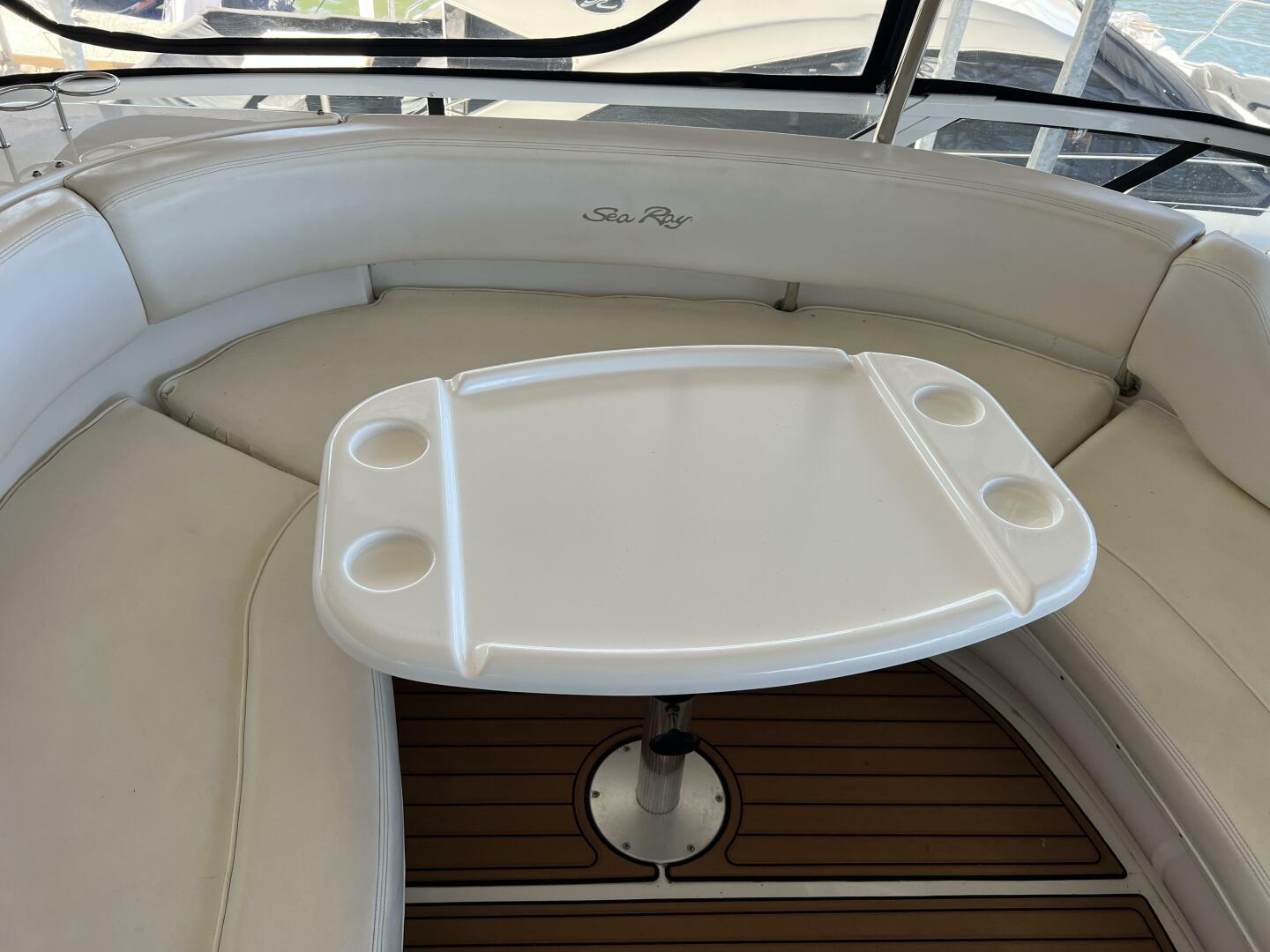 Slide: The Image of 2001 Sea Ray 56 Sedan Bridge Moderation - 3733897