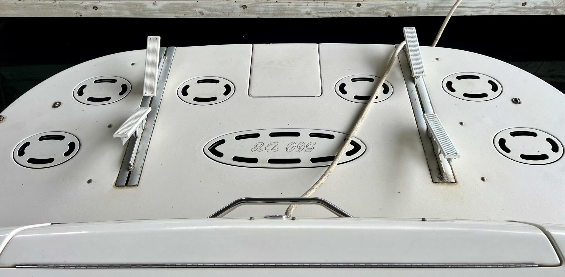 Slide: The Image of 2001 Sea Ray 56 Sedan Bridge Moderation - 3733919