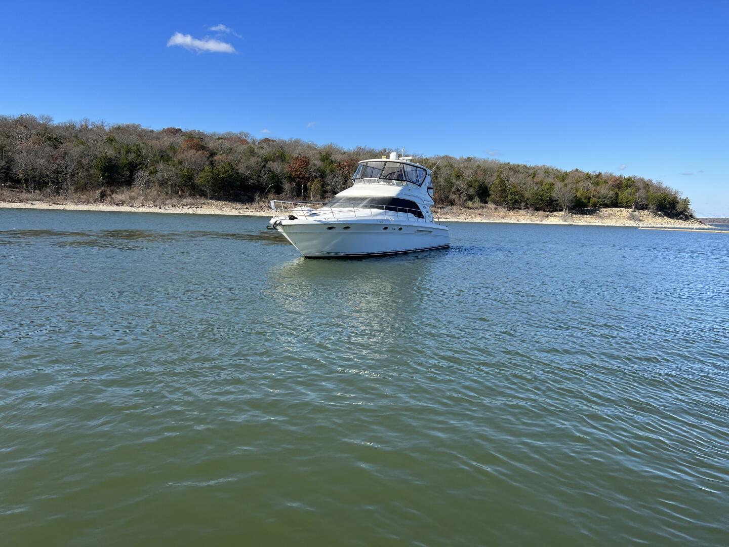 Slide: The Image of 2001 Sea Ray 56 Sedan Bridge Moderation - 3733926