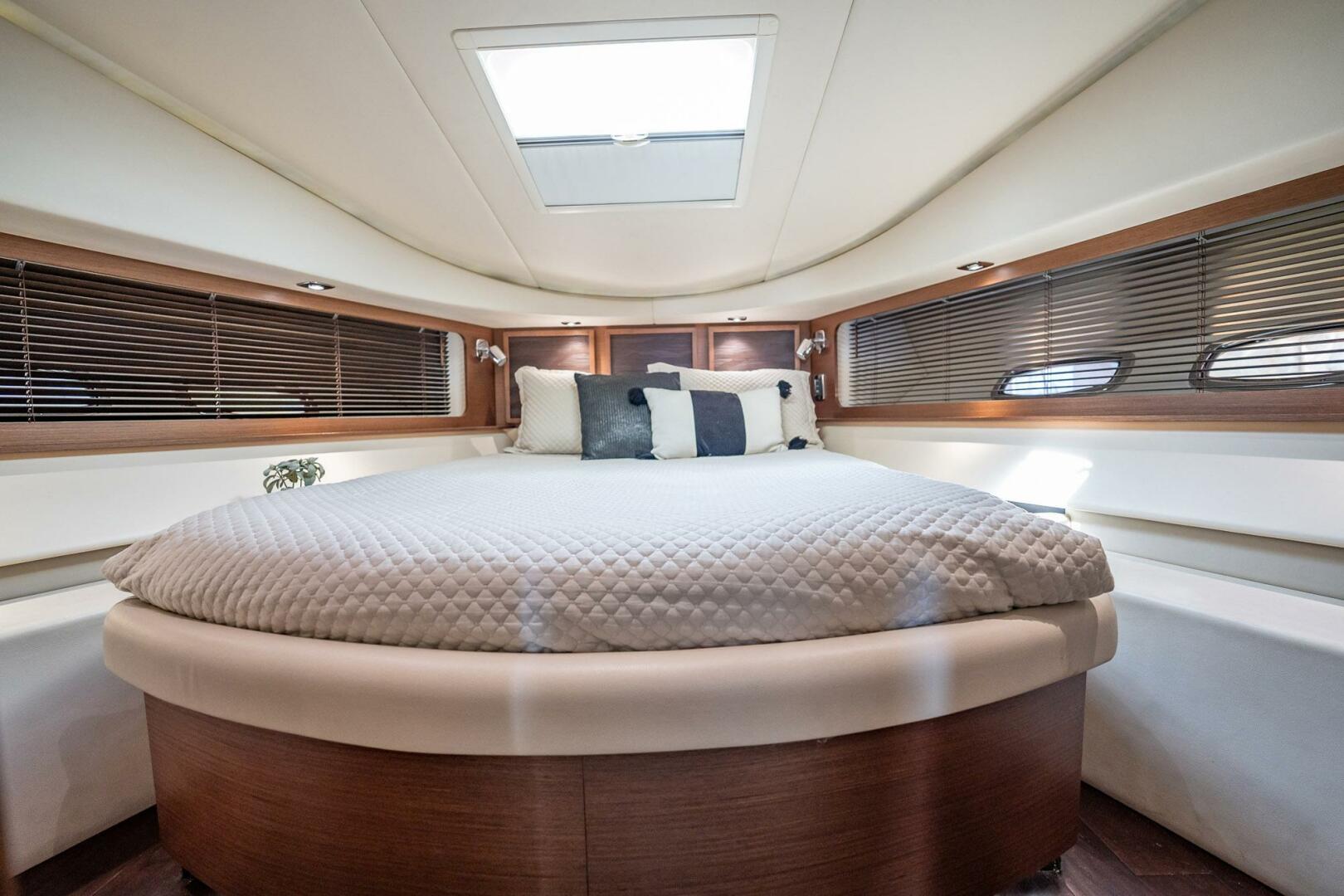 Slide: The Image of Sea Ray 580 Sundancer 2013 - 4429261