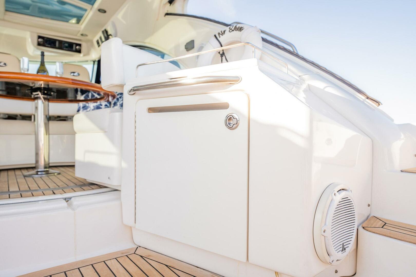 Slide: The Image of Sea Ray 580 Sundancer 2013 - 4429280