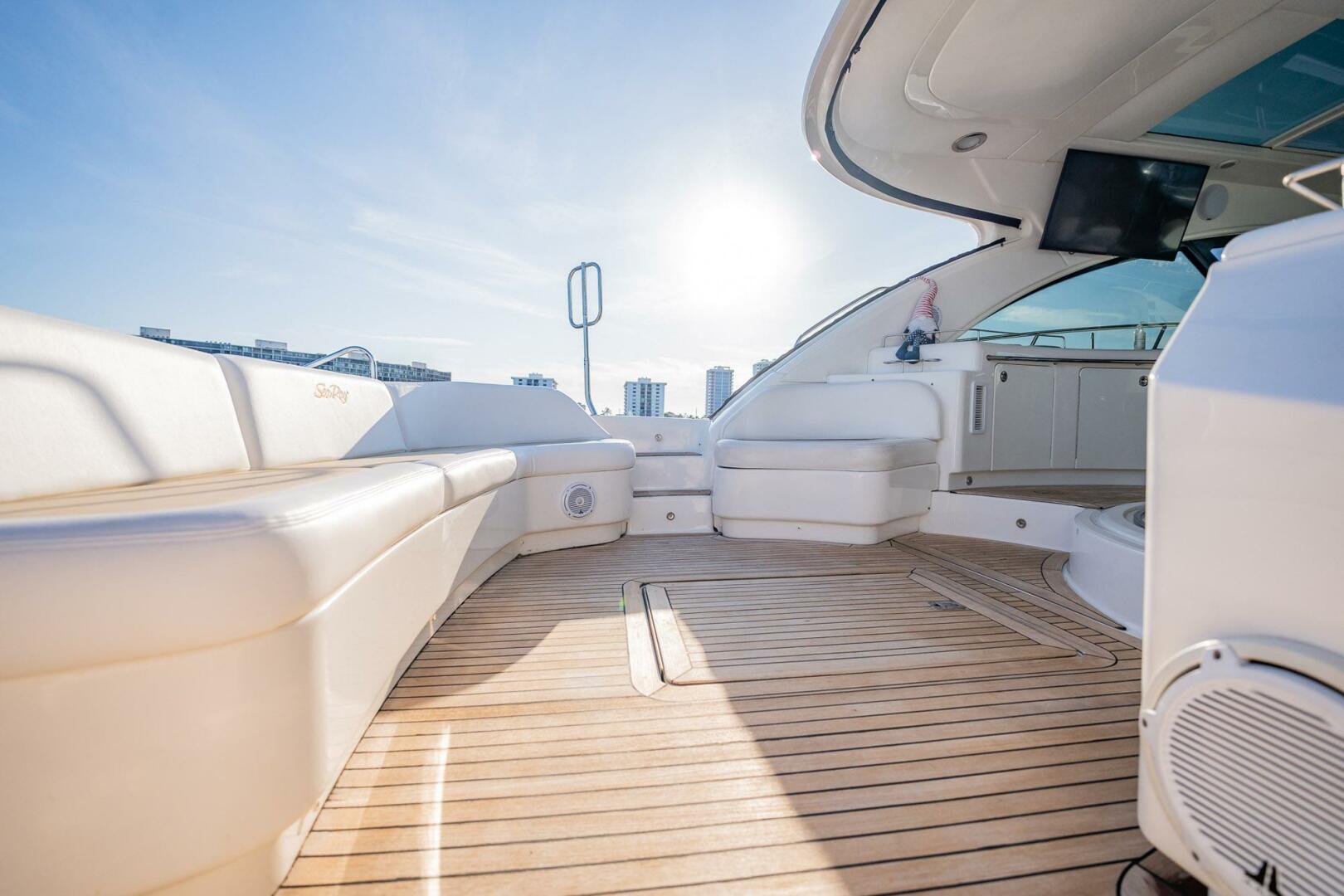 Slide: The Image of Sea Ray 580 Sundancer 2013 - 4429282