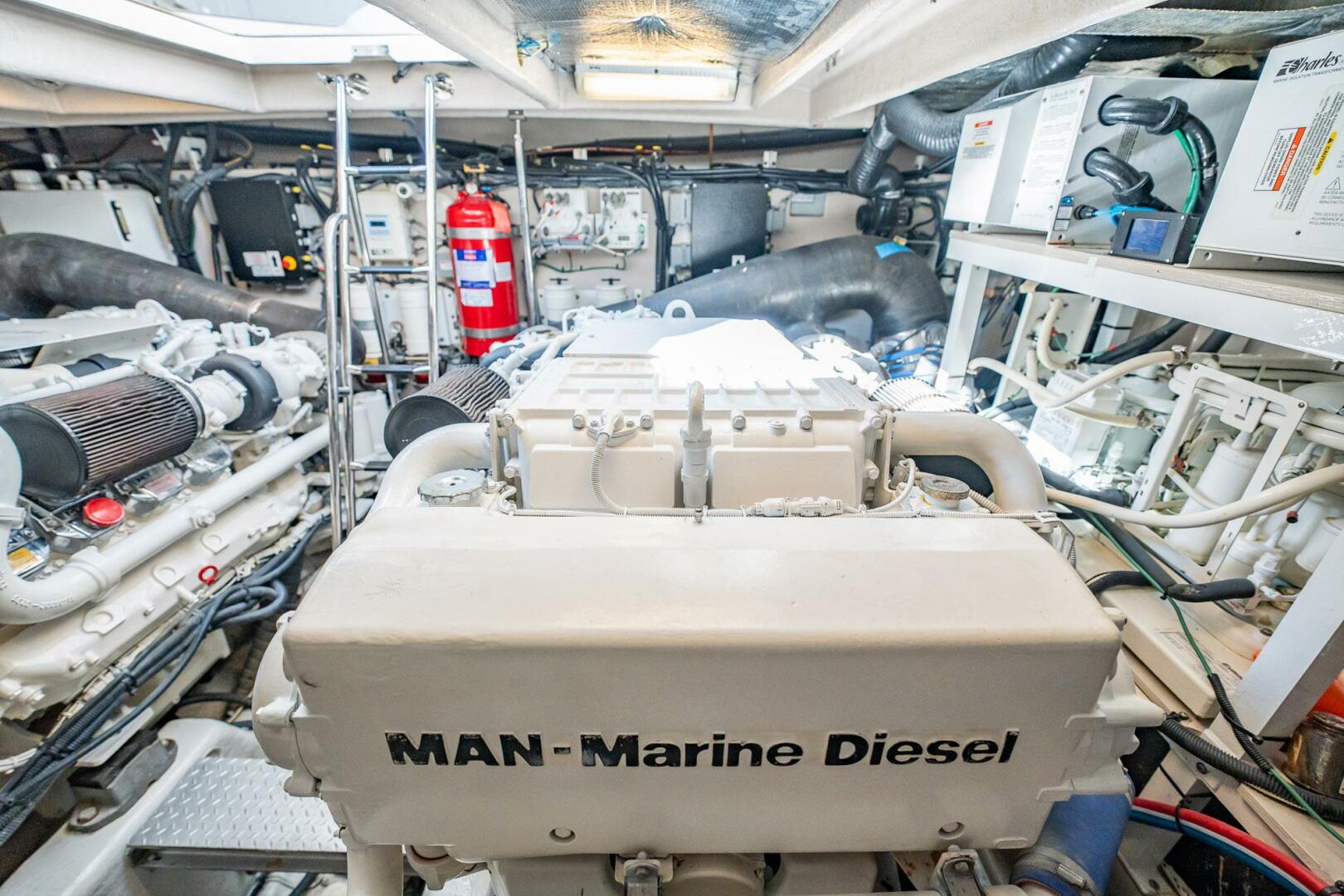 Slide: The Image of Sea Ray 580 Sundancer 2013 - 4429291