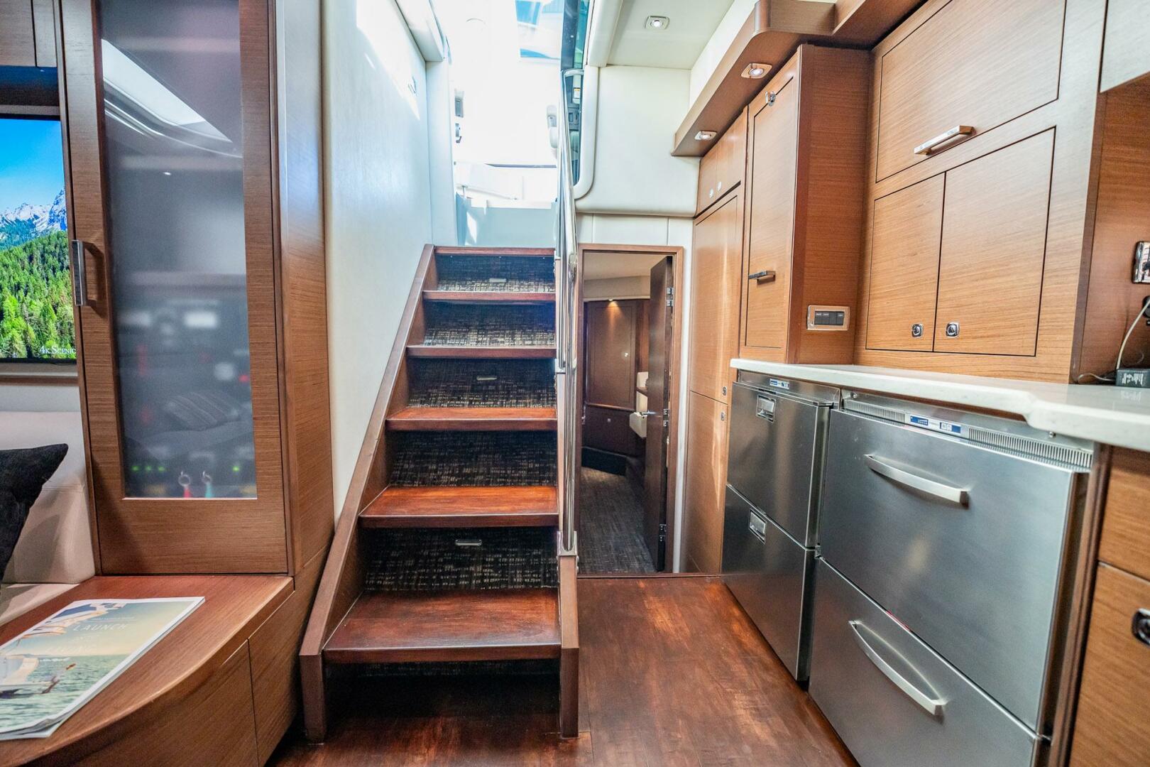 Slide: The Image of Sea Ray 580 Sundancer 2013 - 4429219