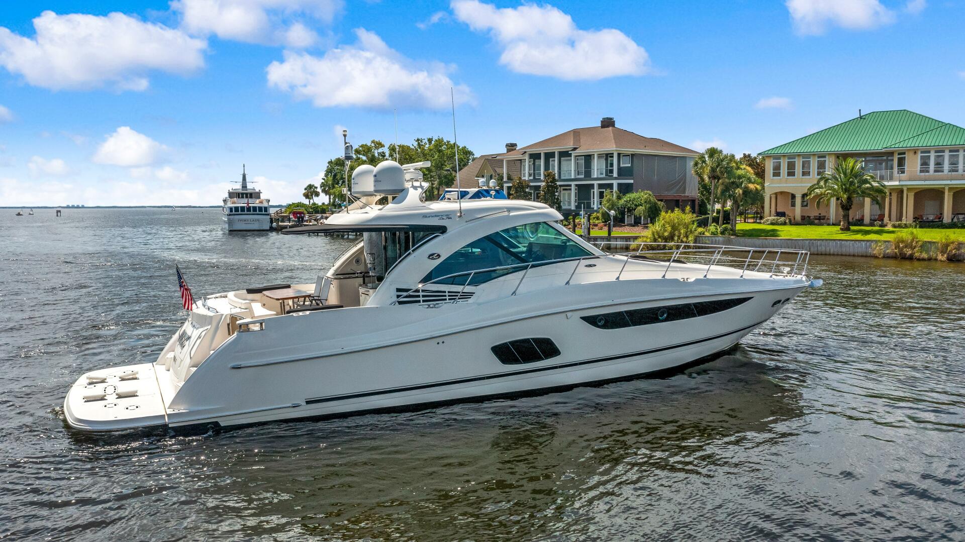 Slide: The Image of Sea Ray 610 SUNDANCER 2013 - 3818498