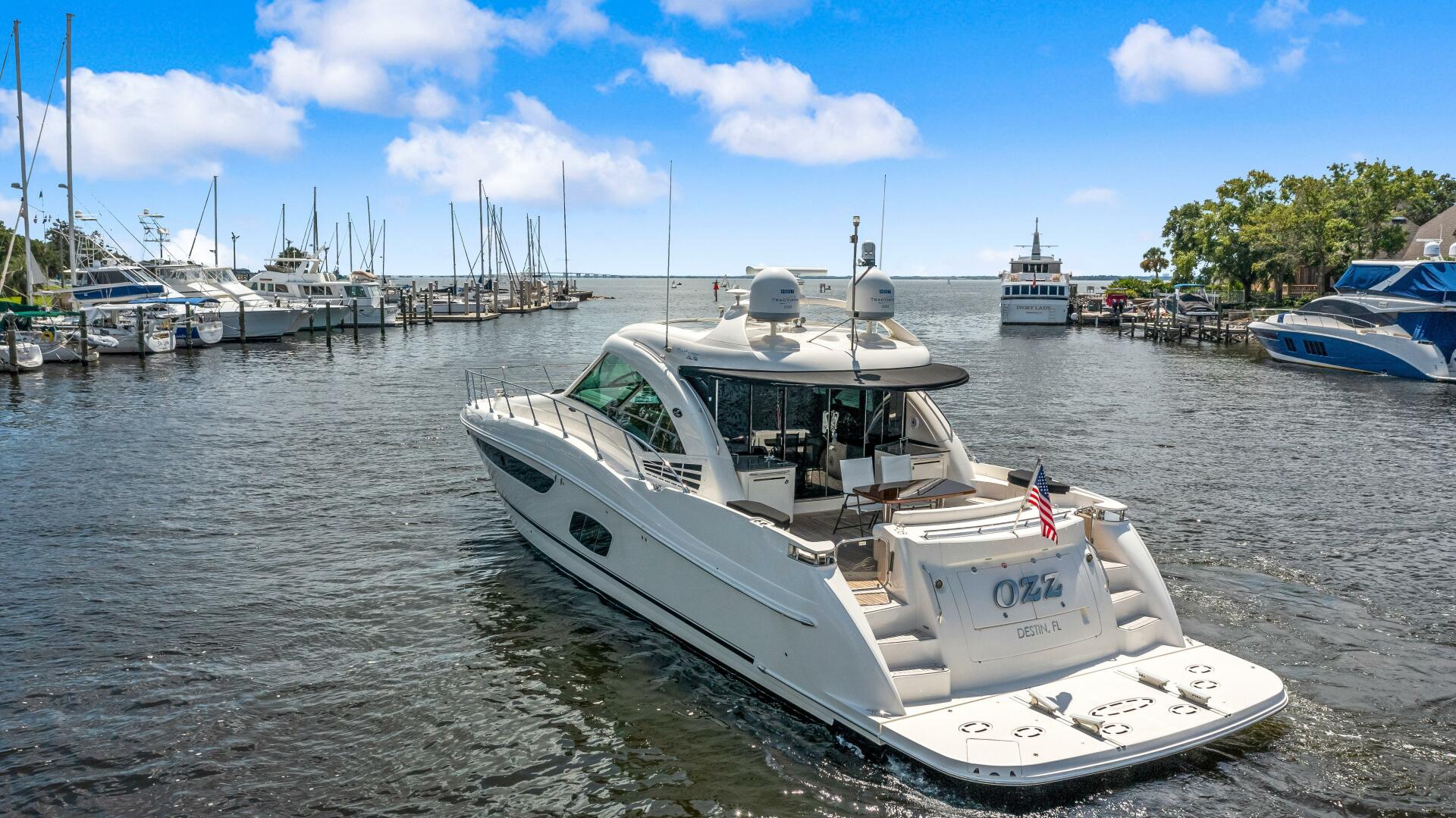 Slide: The Image of Sea Ray 610 SUNDANCER 2013 - 3818536