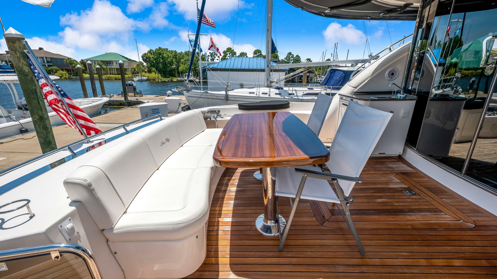 Slide: The Image of Sea Ray 610 SUNDANCER 2013 - 3818545