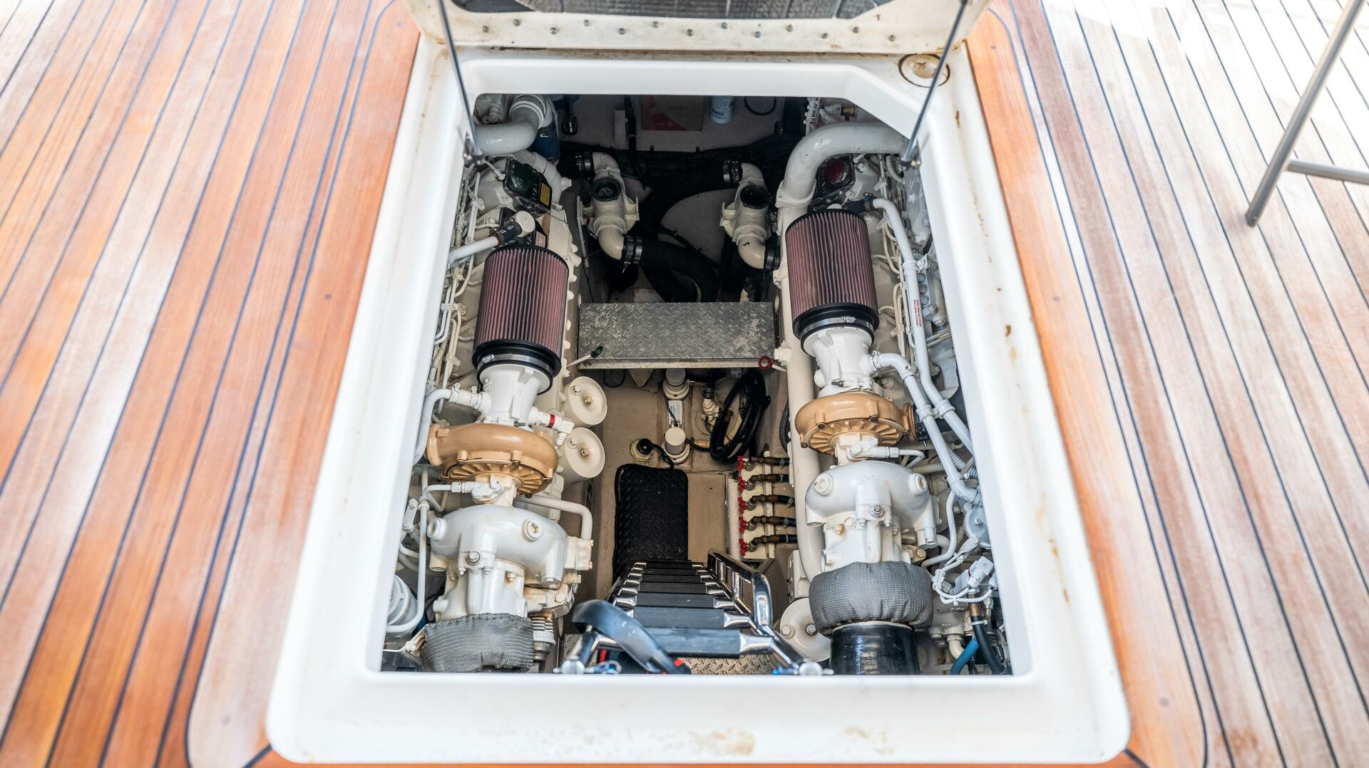 Slide: The Image of Sea Ray 610 SUNDANCER 2013 - 3818556